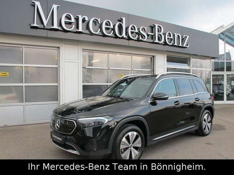 191 kosmosschwarz Gebraucht 2023 Mercedes EQB300 SUV | 38.500 € (Fairer Preis) - Bild 1/4