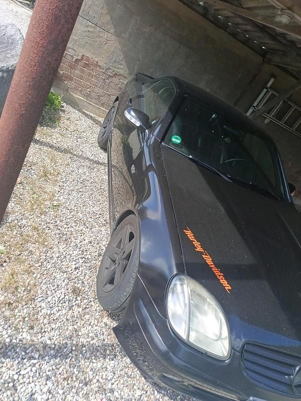 Schwarz Gebraucht 2003 Mercedes 170 Cabrio | 6.000 € - Bild 1/4