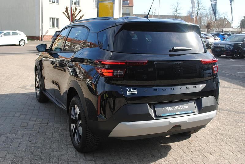 Neu Opel Frontera 83 kW (113 PS) 2025 Lackierung schwarz perla nera/typ aussenverkleidung metalliclackierung SUV