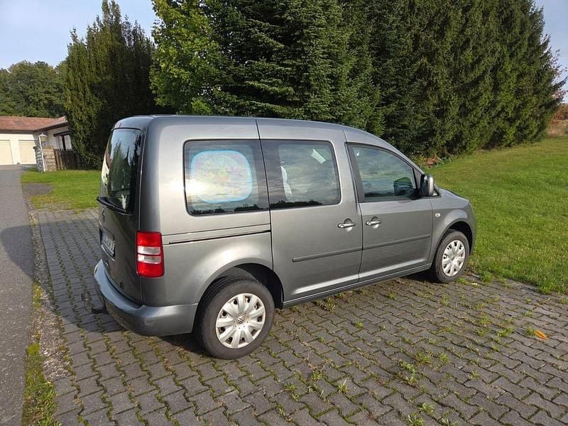 Gebraucht VW Caddy 86 PS (63 kW) 2011 Grau Van / Kleinbus