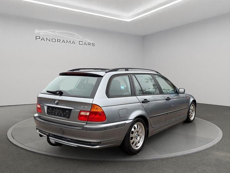 Gebraucht BMW 318 143 PS (105 kW) 2005 Grau Kombi