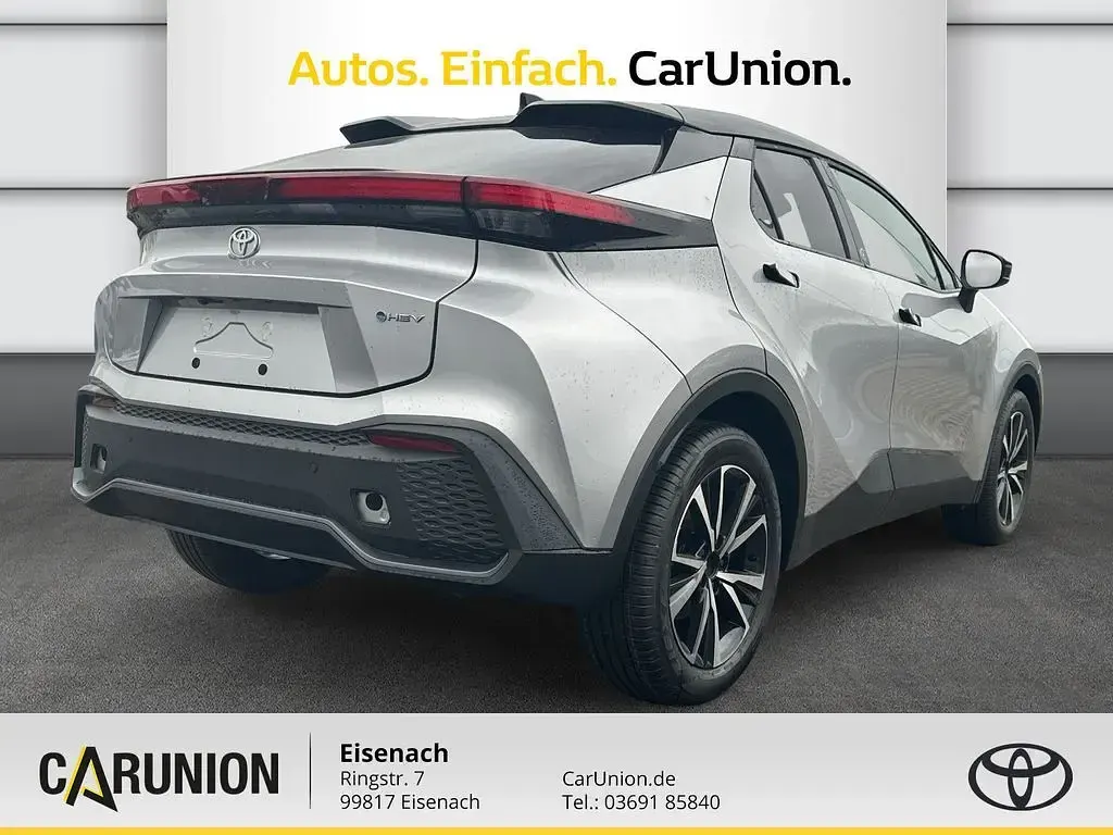 Gebraucht Toyota C-HR Team 197 PS (144 kW) 2024 Shimmering silver SUV