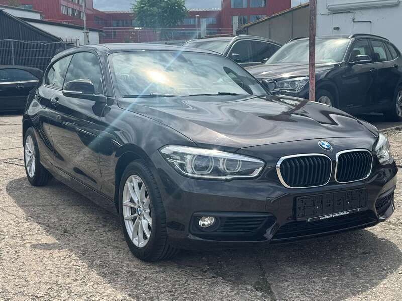 Sparkling brown metallic Gebraucht 2015 BMW 118 Advantage Kleinwagen | 14.999 € (Fairer Preis) - Bild 1/4