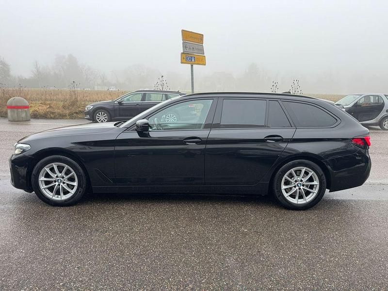 Gebraucht BMW 520 190 PS (139 kW) 2021 Schwarz Kombi
