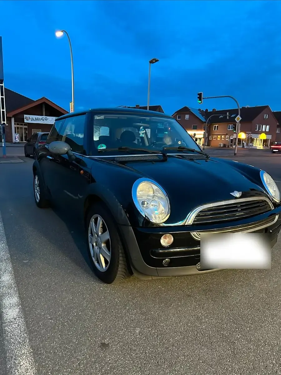 Gebraucht Mini Cooper 90 PS (66 kW) 2003 Schwarz Kleinwagen