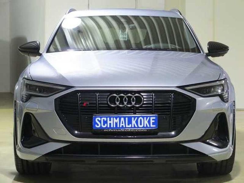 Gebraucht Audi e-tron Sport 369 kW (503 PS) 2022 Floret silver SUV