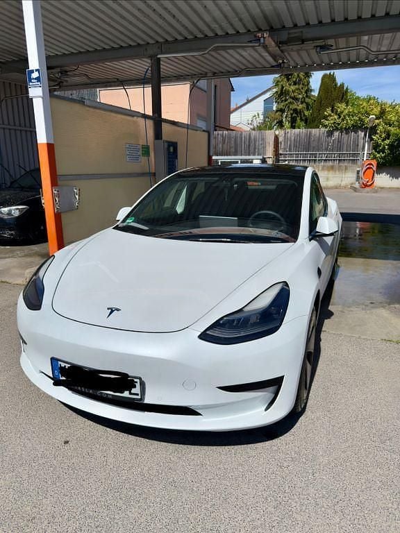 Usado Tesla Model 3 Standard Range Plus 225 kW (306 CV) 2021 Blanco Berlina