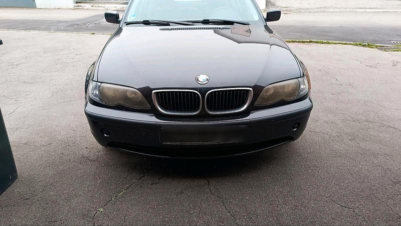 Schwarz Gebraucht 2004 BMW 320 Limousine | 1.250 € (Superpreis) - Bild 1/4