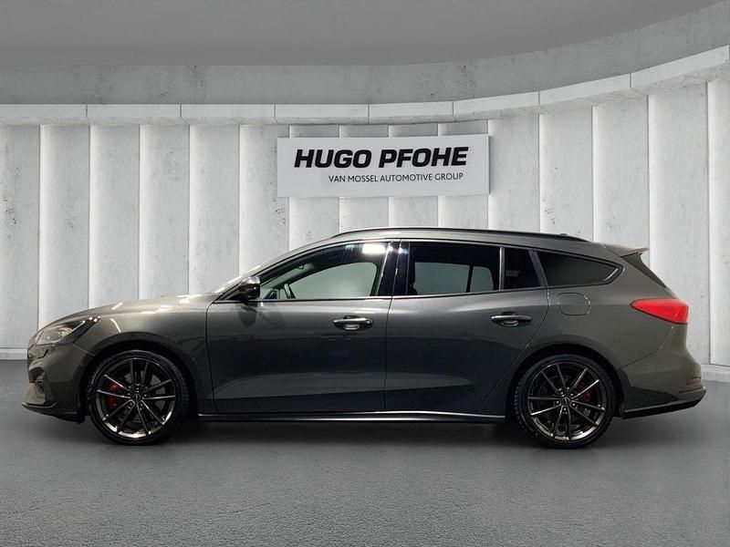 Używany Ford Focus ST 280 KM (205 kW) 2020 Szary Sedan/Limuzyna