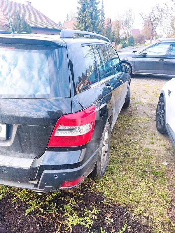 Gebraucht Mercedes GLK220 205 PS (150 kW) 2011 Schwarz SUV