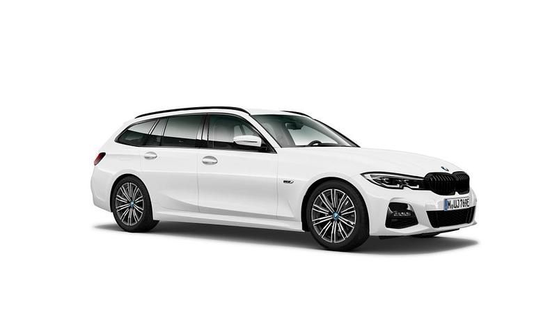 Gebraucht 2022 BMW 330 Shadowline Kombi | 31.980 € (Guter Preis) - Bild 1/1