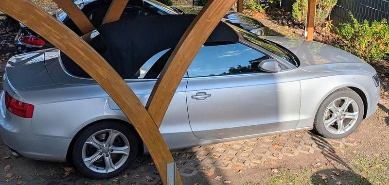 Gebraucht Audi A5 Cabriolet Design 170 PS (125 kW) 2012 Grau Cabrio