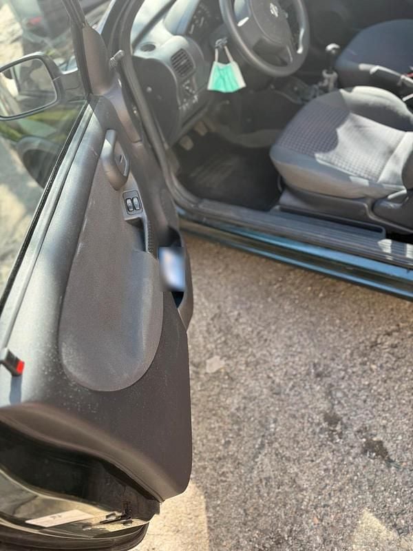 Usata Opel Corsa 2003 Beige Utilitaria