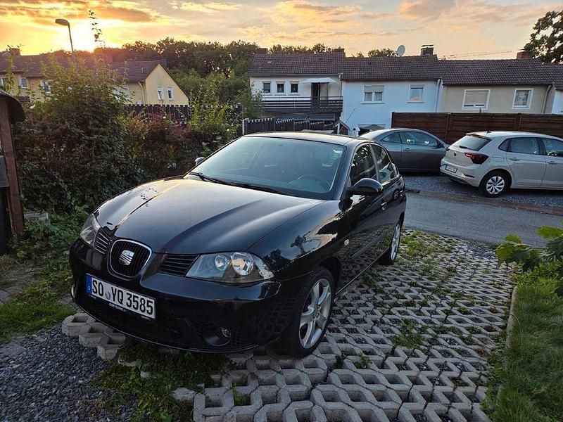Schwarz Gebraucht 2008 Seat Ibiza Style Limousine | 2.300 € (Guter Preis) - Bild 1/4