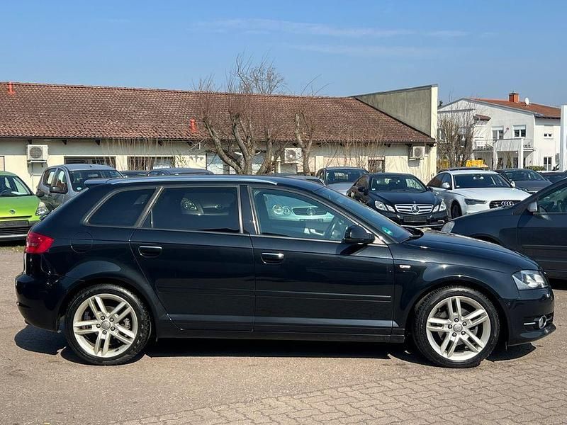 Gebraucht Audi A3 S-Line 140 PS (102 kW) 2012 Schwarz Kleinwagen