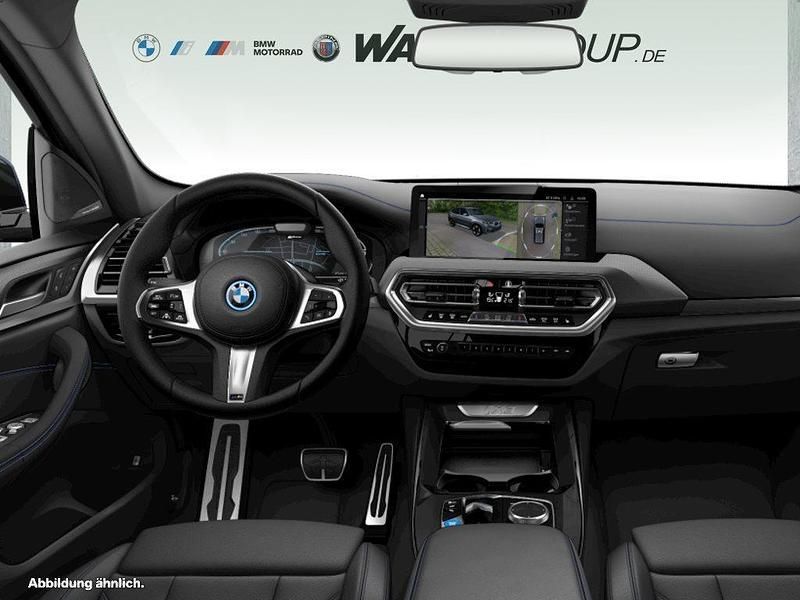 Gebraucht BMW iX3 Impressive 210 kW (286 PS) 2023 Schwarz metallic SUV