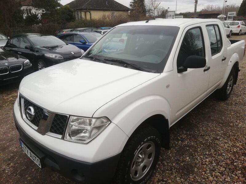 Weiß Gebraucht 2008 Nissan Navara XE Abholung | 7.970 € (Fairer Preis) - Bild 1/4