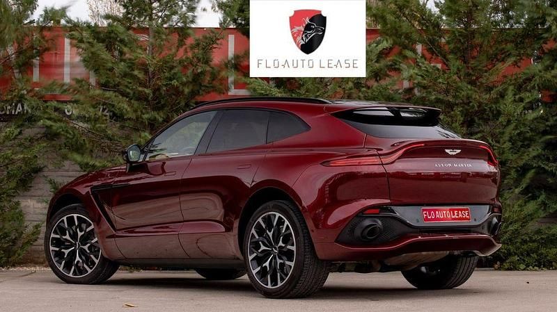 Gebraucht Aston Martin DBX 551 PS (405 kW) 2021 Rot SUV