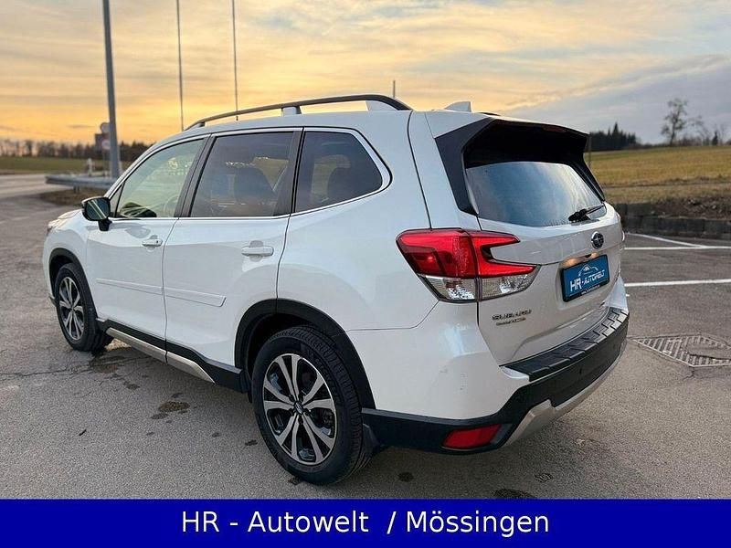Gebraucht Subaru Forester Platinum 185 PS (136 kW) 2022 Weiß SUV