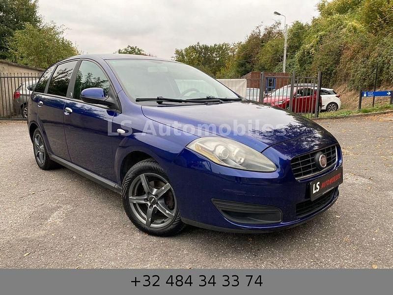 Blau Gebraucht 2010 Fiat Croma Limousine | 1.999 € (Superpreis) - Bild 1/4