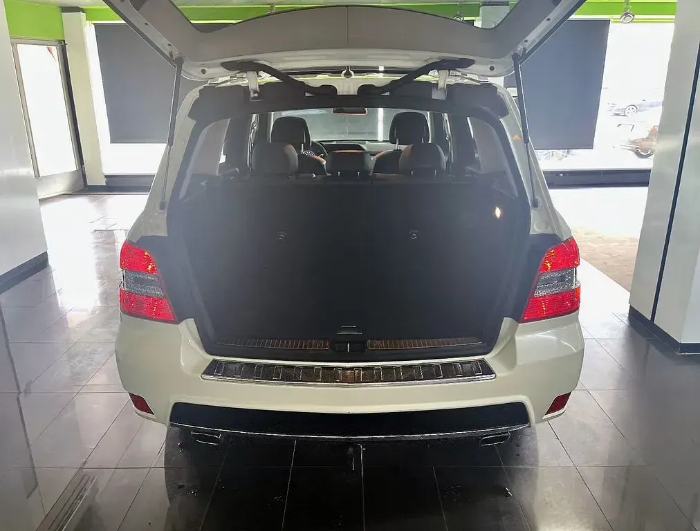 Gebraucht Mercedes GLK350 231 PS (169 kW) 2011 Weiß SUV