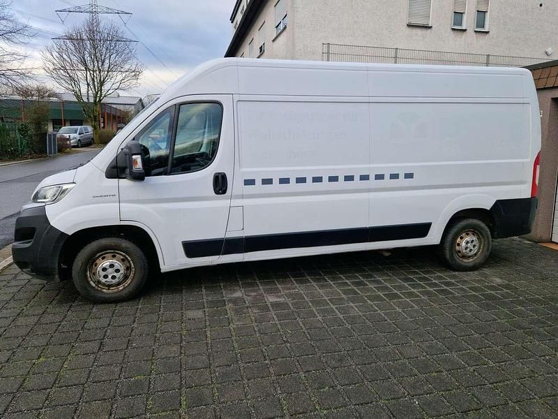 Gebraucht Fiat Ducato 177 PS (130 kW) 2018 Colore esterno weiss pastell Van