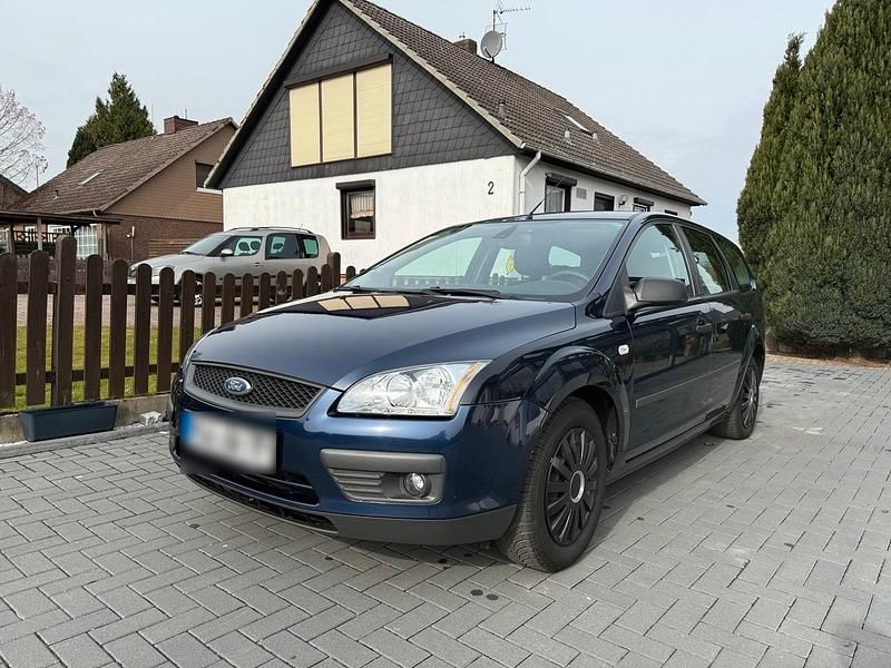 Gebraucht Ford Focus 100 PS (73 kW) 2005 Blau Kombi
