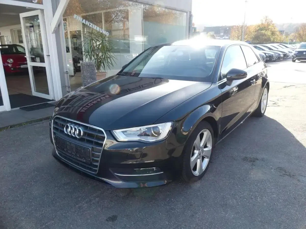 Używany Audi A3 Sport 150 KM (110 kW) 2012 Czarny Hatchback
