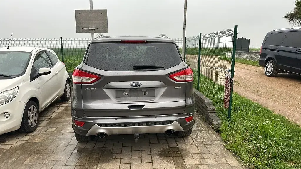 Gebraucht Ford Kuga Individual 150 PS (110 kW) 2014 Grau SUV