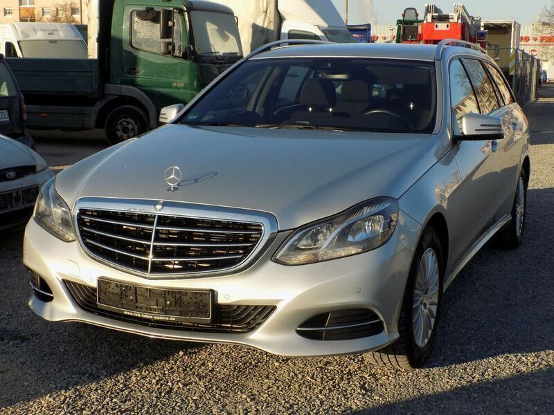 Gebraucht Mercedes E200 136 PS (100 kW) 2015 Silber Kombi