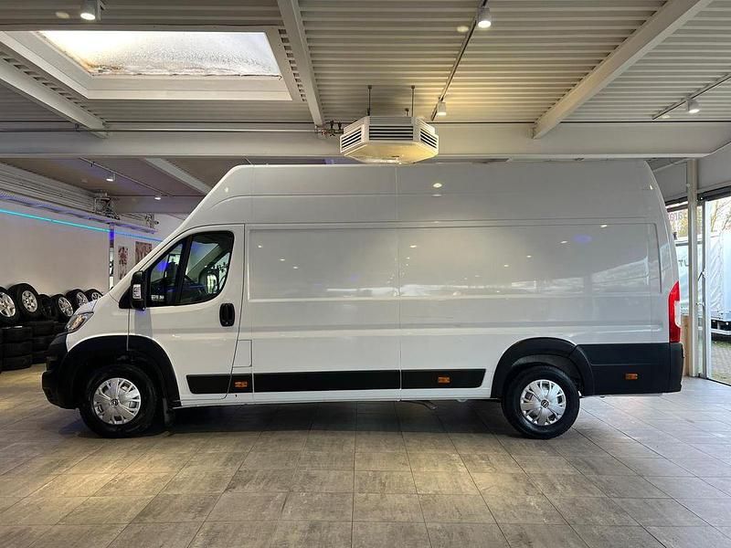 Gebraucht Opel Movano 165 PS (121 kW) 2023 Weiß Van / Kleinbus