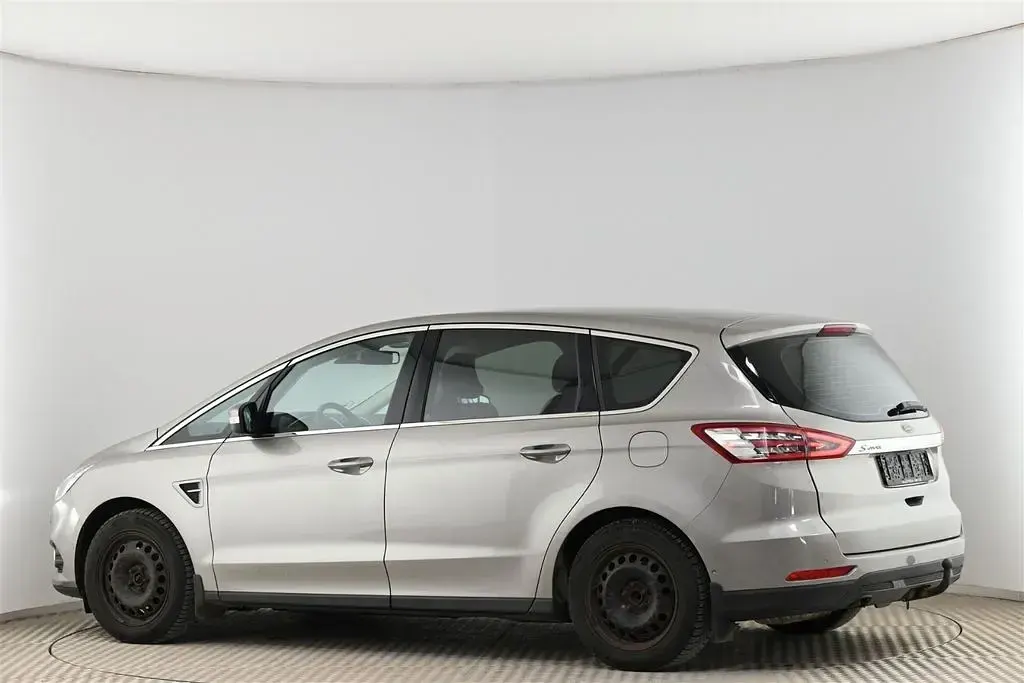 Usata Ford S-MAX Titanium 160 CV (117 kW) 2015 Argento Monovolume