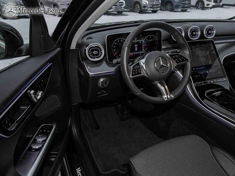 Gebraucht Mercedes C200 Avantgarde 163 PS (119 kW) 2024 Metalliclack obsidianschwarz Kombi