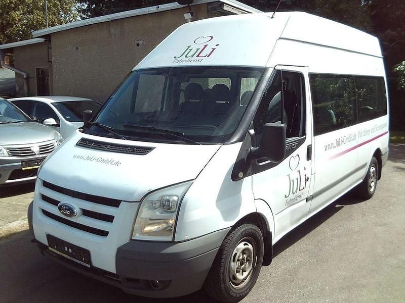 Weiß Gebraucht 2009 Ford Transit Van / Kleinbus | 3.700 € (Fairer Preis) - Bild 1/4