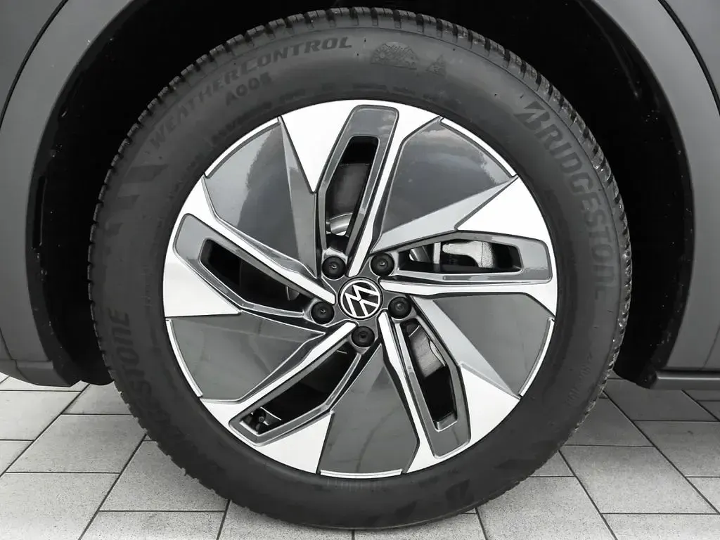 Neu VW ID.4 Pro 210 kW (286 PS) 2026 Grenadillschwarz metallic SUV