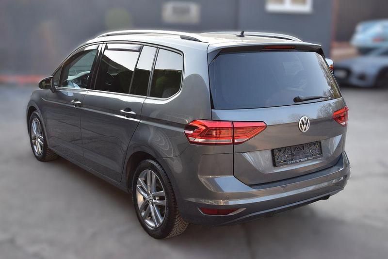Gebraucht VW Touran Join 150 PS (110 kW) 2018 Grau Van / Kleinbus