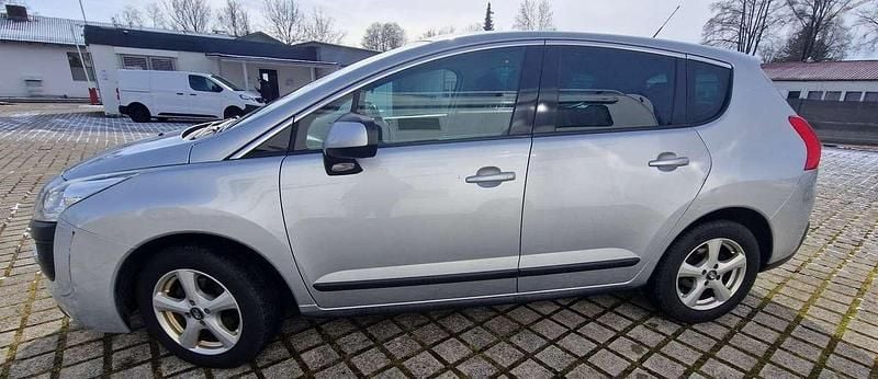 Gebraucht Peugeot 3008 120 PS (88 kW) 2011 Grau Kombi