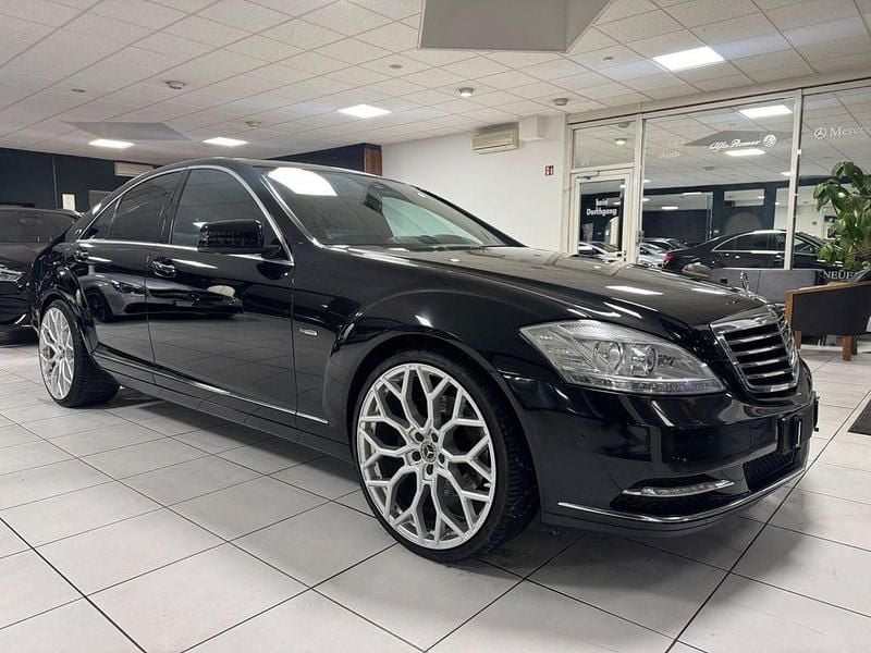 Gebraucht Mercedes S350 258 PS (189 kW) 2011 Schwarz Limousine