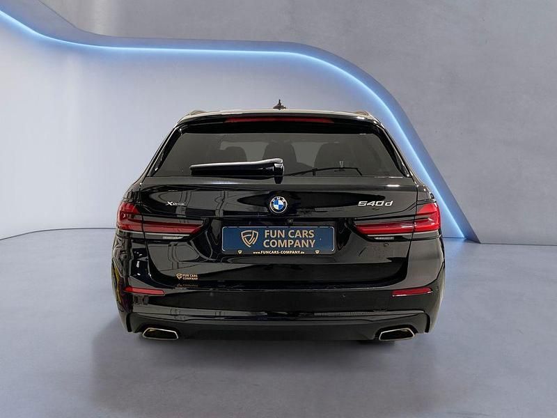 Gebraucht BMW 540 Performance 340 PS (250 kW) 2022 Schwarz Kombi
