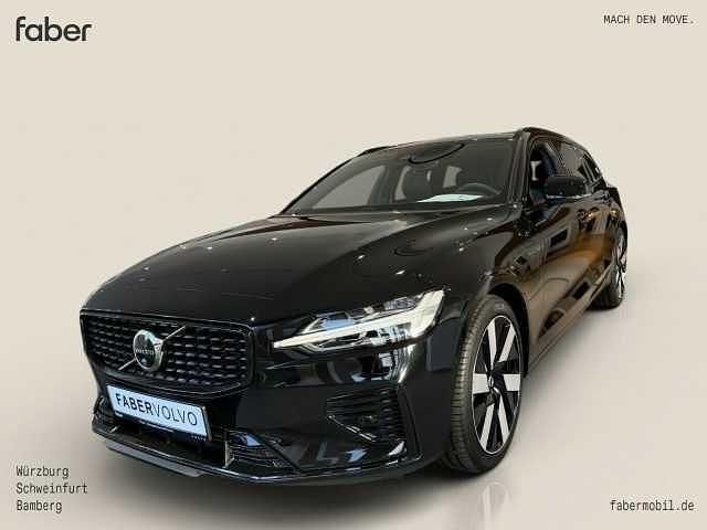 Gebraucht Volvo V60 Plus 349 PS (256 kW) 2025 Schwarz Kombi
