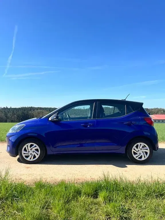 Gebraucht Hyundai i10 GO! 67 PS (49 kW) 2022 Blau Kleinwagen