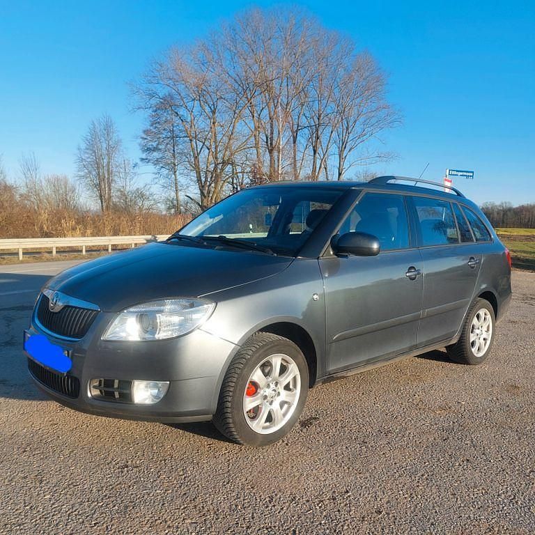 Grau Gebraucht 2008 Skoda Fabia Sport Kombi | 4.400 € (Etwas zu teuer) - Bild 1/4