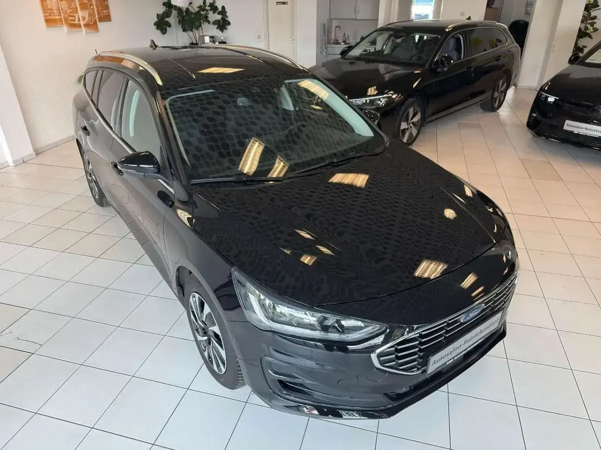 Gebraucht Ford Focus Titanium 155 PS (114 kW) 2025 Obsidianschwarz metallic Kombi