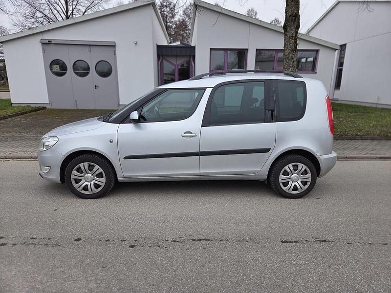 Gebraucht Skoda Roomster Plus Edition 90 PS (66 kW) 2013 Silber Van / Kleinbus