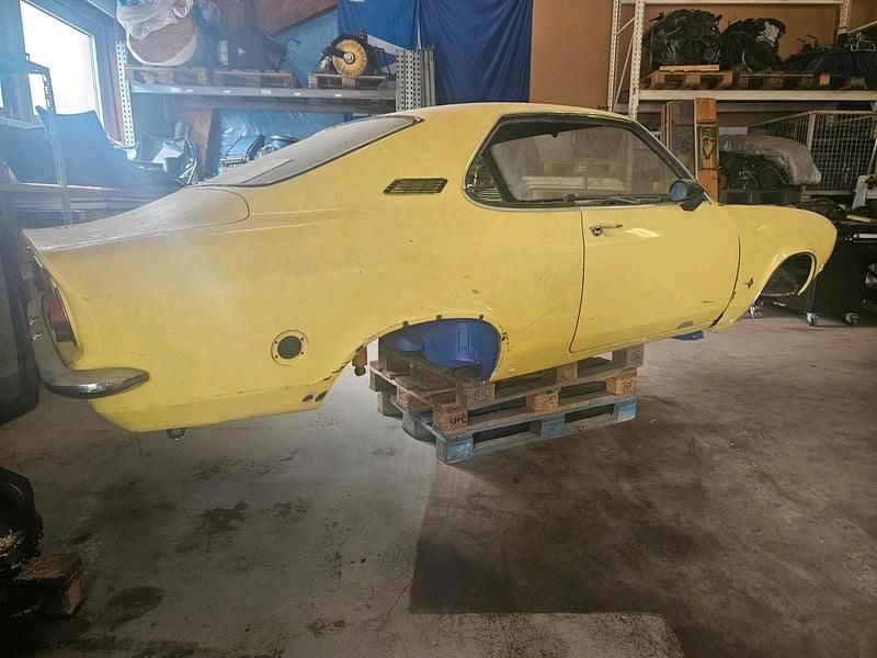 Gebraucht Opel Manta 68 PS (50 kW) 1973 Gelb Coupé