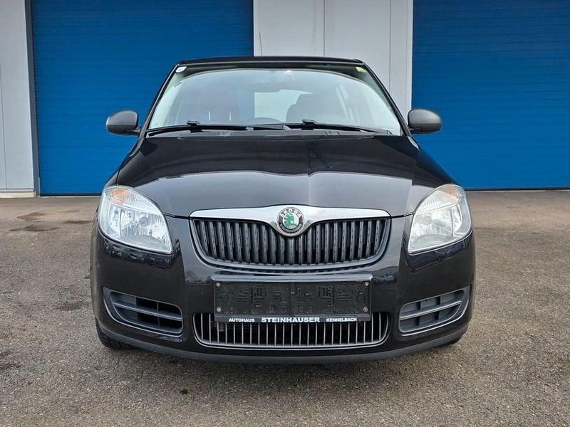 Gebraucht Skoda Fabia Ambiente 60 PS (44 kW) 2009 Schwarz Limousine