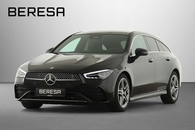 Nachtschwarz Gebraucht 2024 Mercedes CLA200 Shooting Brake AMG Kombi | 33.820 € (Fairer Preis) - Bild 1/4