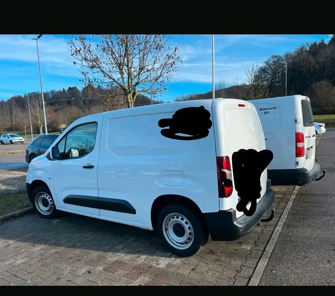 Gebraucht Opel Combo 131 PS (96 kW) 2020 Weiß Van / Kleinbus