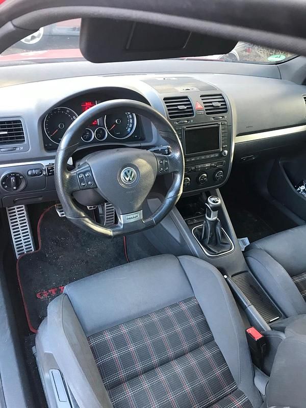 Gebraucht VW Golf GTI 200 PS (147 kW) 2006 Rot Coupé