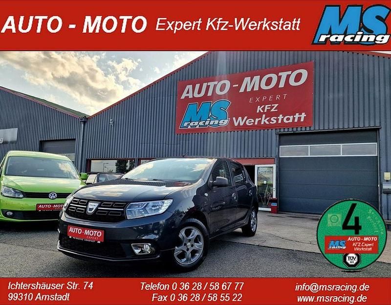 Grau Gebraucht 2018 Dacia Sandero Essentiel Kleinwagen | 7.777 € (Fairer Preis) - Bild 1/4